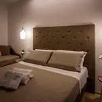 Rais Luxury Nocleg ze śniadaniem 4*